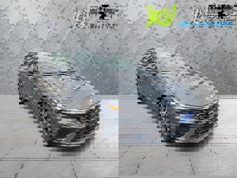 Certified 2025 Hyundai Elantra Sport image 1