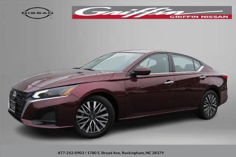 Certified 2023 Nissan Altima 2.5 SV image 1