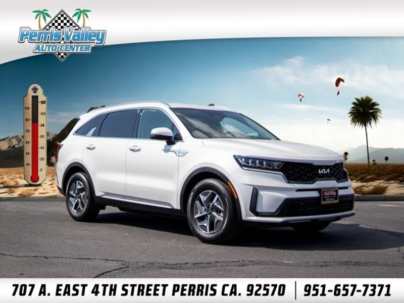 Certified 2022 Kia Sorento S image 1