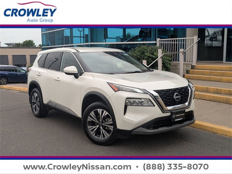 Certified 2023 Nissan Rogue SV image 1