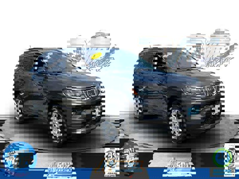 Certified 2022 Jeep Compass Latitude w/ Convenience Group image 1