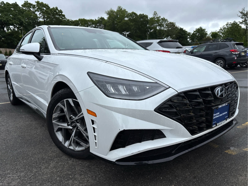 Certified 2022 Hyundai Sonata SEL image 1