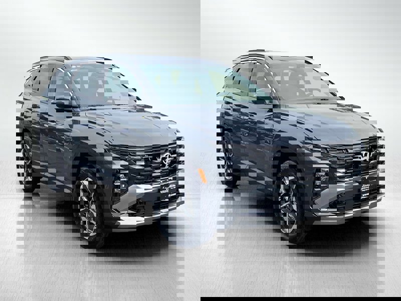 Certified 2025 Hyundai Tucson SEL image 1