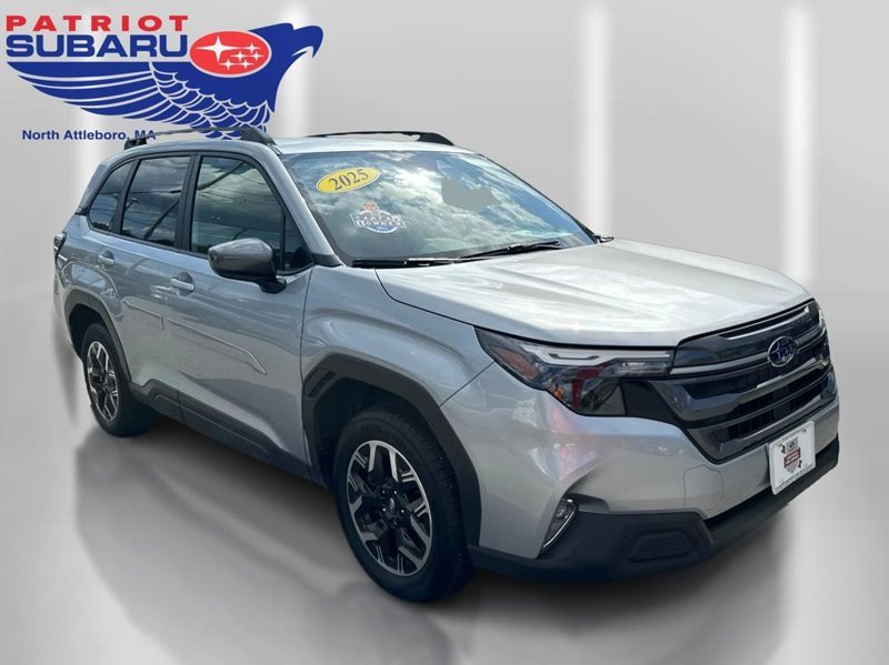 Certified 2025 Subaru Forester Premium image 1