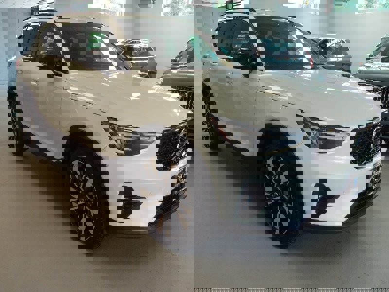 Certified 2023 Volvo XC40 B5 Plus w/ Climate Package image 1