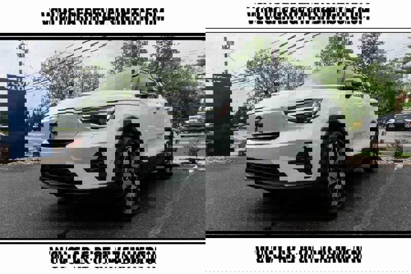 Certified 2023 Volvo XC40 Recharge Ultimate image 1