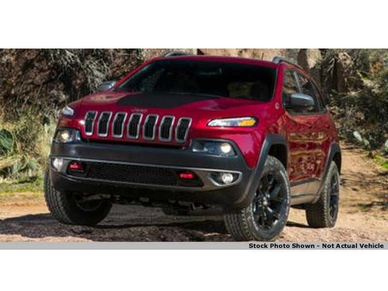 Used 2015 Jeep Cherokee Trailhawk w/ Comfort/Convenience Group image 1