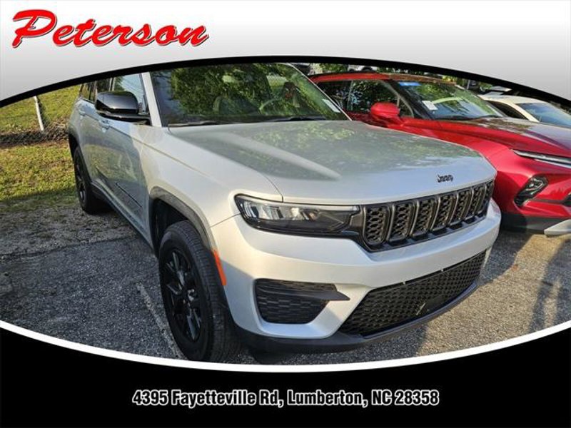 Certified 2024 Jeep Grand Cherokee Altitude image 1