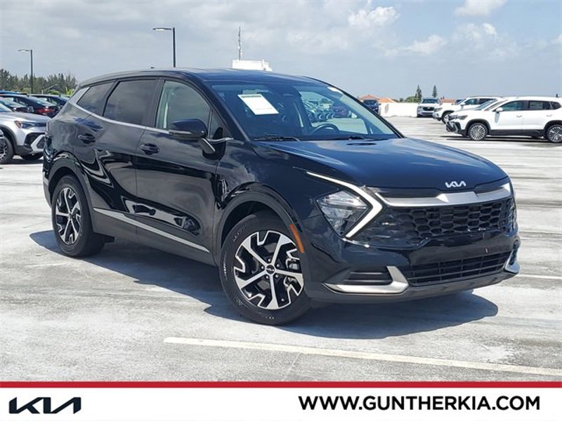 Certified 2023 Kia Sportage EX image 1