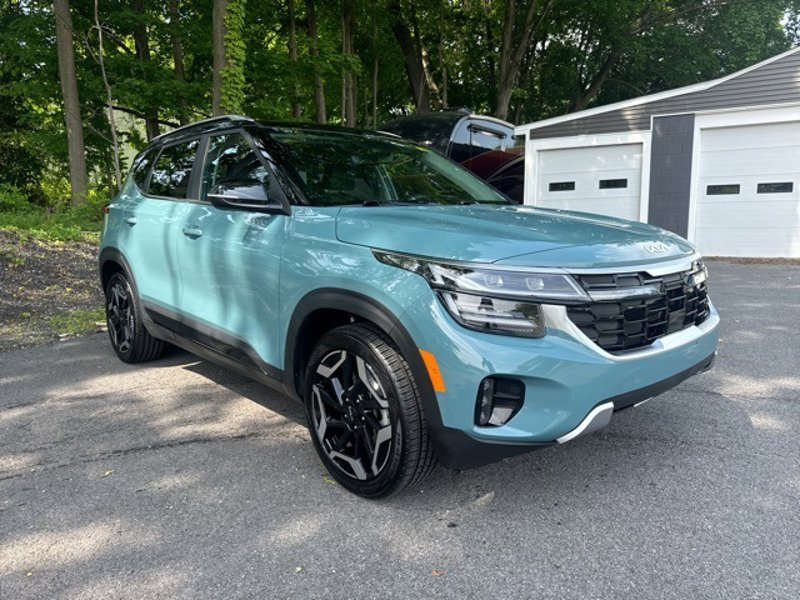 Certified 2024 Kia Seltos SX image 1