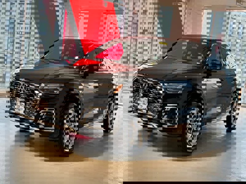 Certified 2024 Audi Q5 2.0T Premium w/ Convenience Package image 1