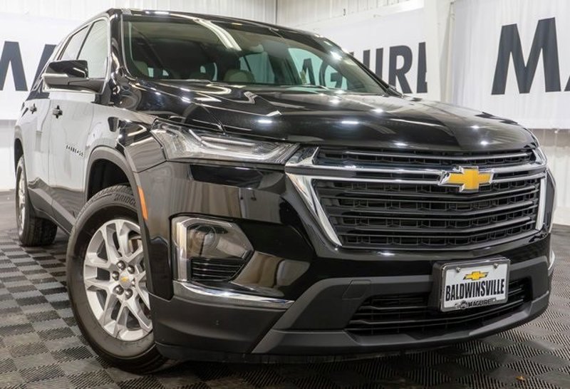 Certified 2024 Chevrolet Traverse LS w/ Safety Package image 1