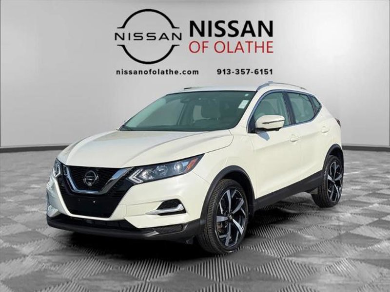Certified 2022 Nissan Rogue Sport SL image 1