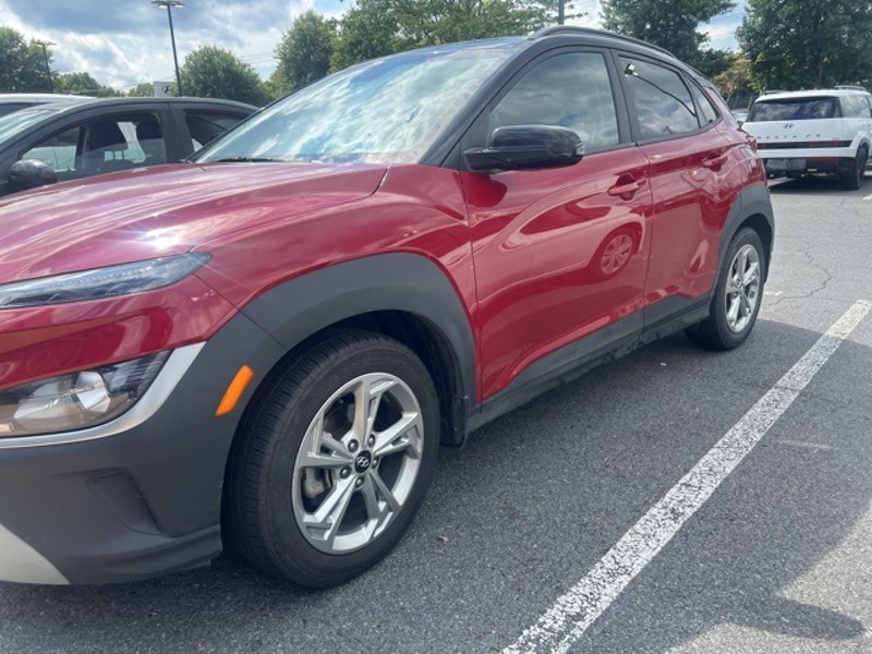 Certified 2022 Hyundai Kona SEL w/ Cargo Package image 1