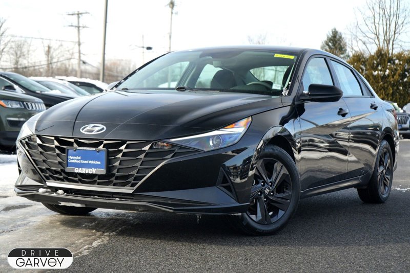 Certified 2023 Hyundai Elantra SEL image 1