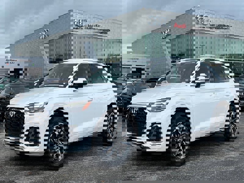 Certified 2022 Audi Q5 2.0T Premium Plus w/ Premium Plus Package image 1