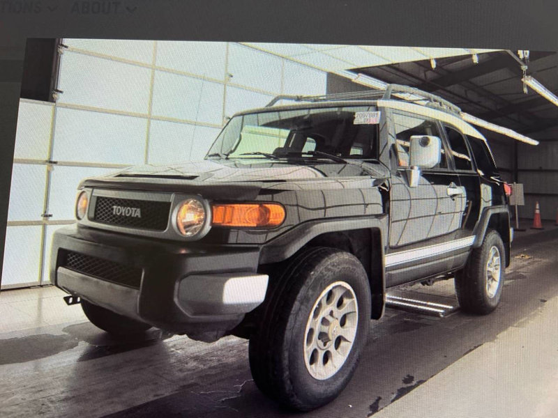 Used 2012 Toyota FJ Cruiser 4WD image 1