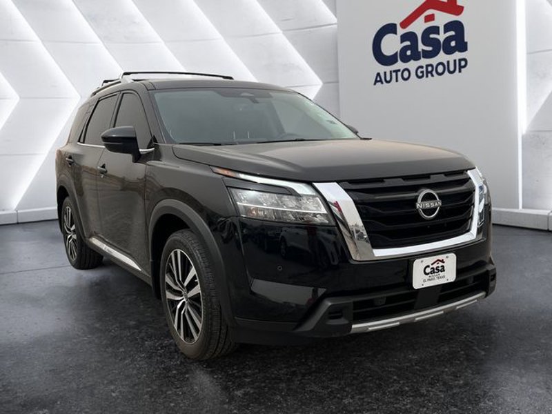 Certified 2024 Nissan Pathfinder Platinum image 1