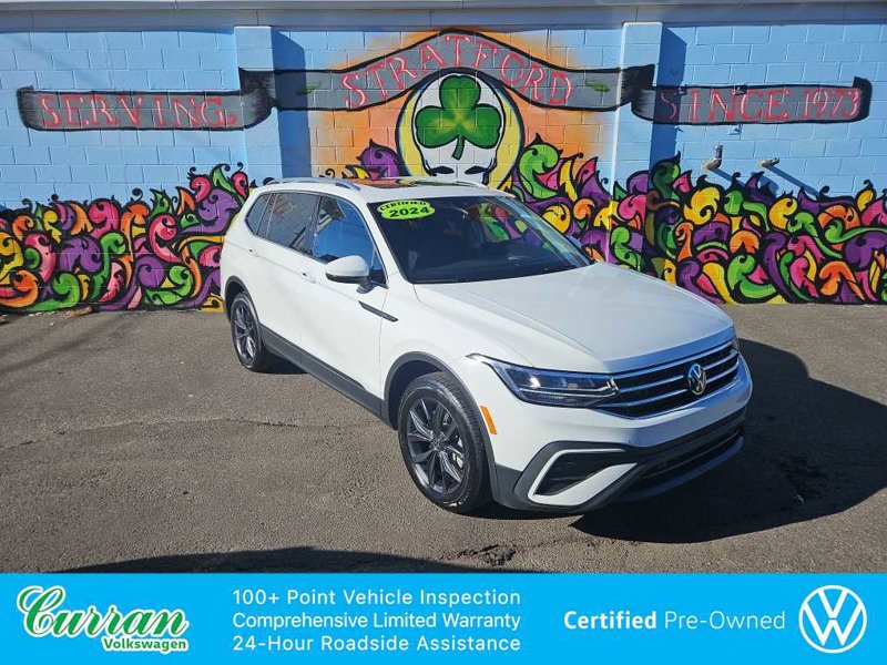 Certified 2024 Volkswagen Tiguan SE image 1