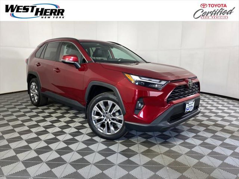 Certified 2022 Toyota RAV4 XLE Premium image 1
