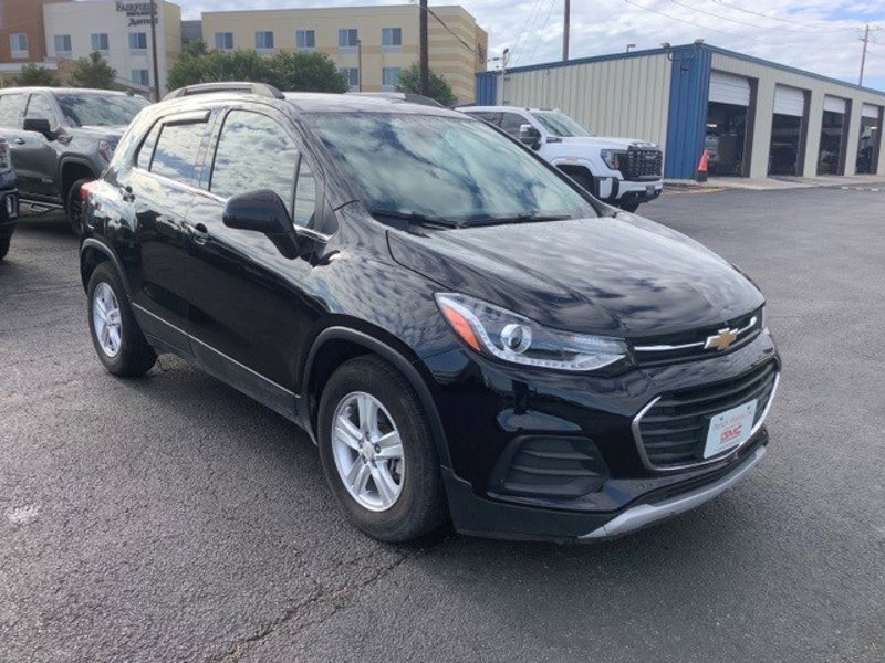 Certified 2020 Chevrolet Trax LT image 1