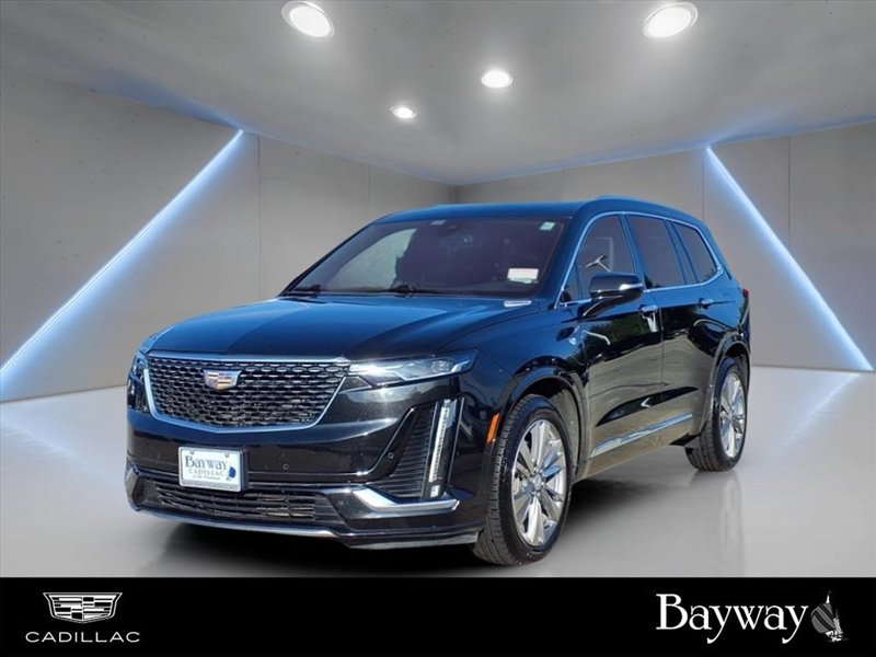 Certified 2022 Cadillac XT6 Premium Luxury image 1