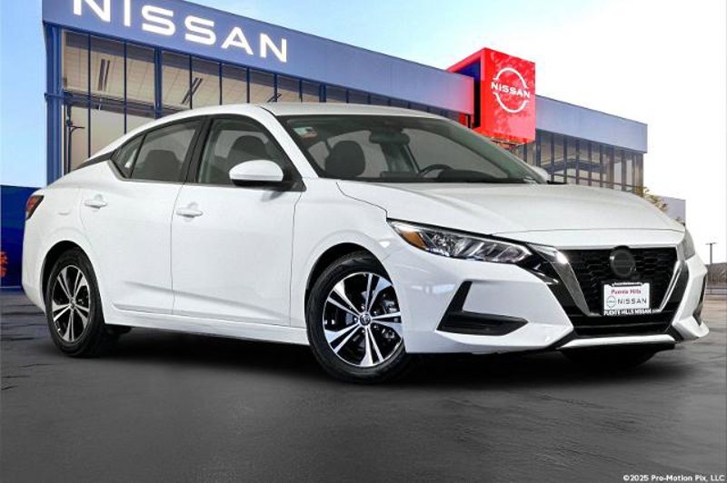 Certified 2022 Nissan Sentra SV image 1