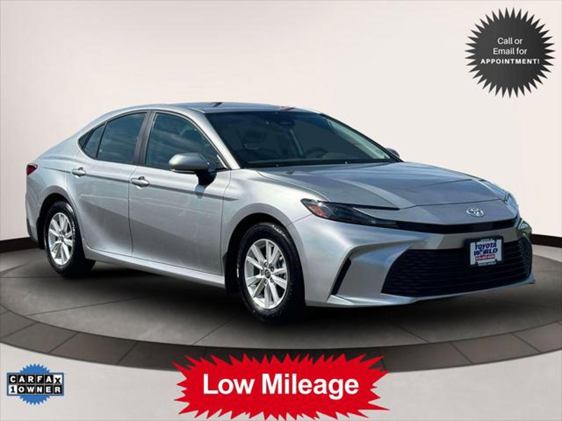 Certified 2025 Toyota Camry LE image 1