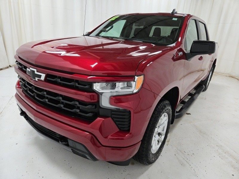 Certified 2022 Chevrolet Silverado 1500 RST w/ Z71 Off-Road Package image 1