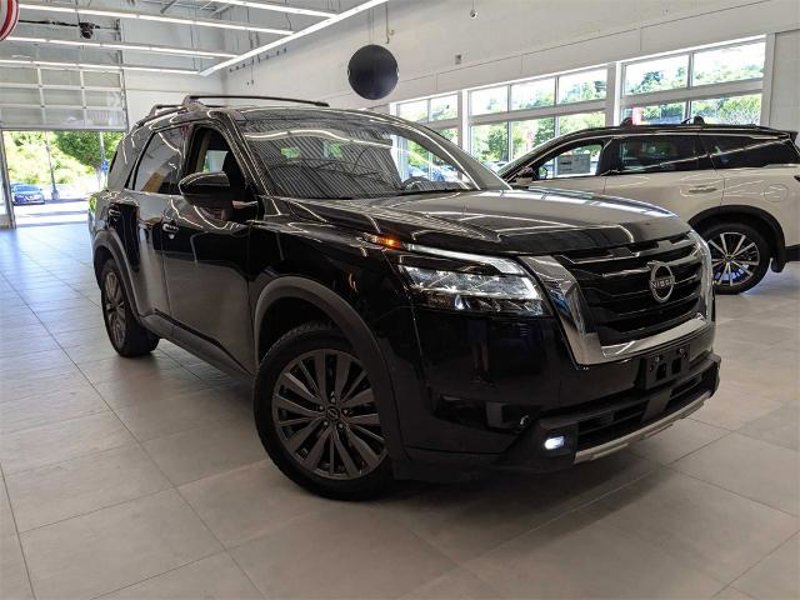 Certified 2023 Nissan Pathfinder SL w/ SL Premium Package image 1