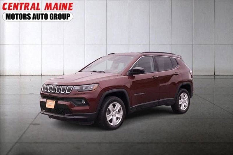 Certified 2022 Jeep Compass Latitude w/ Convenience Group image 1
