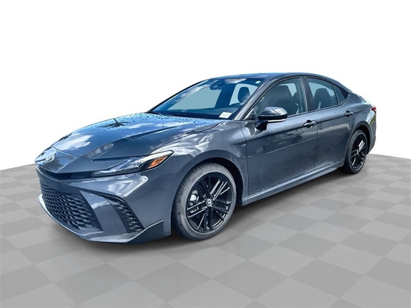 Used 2025 Toyota Camry SE image 1