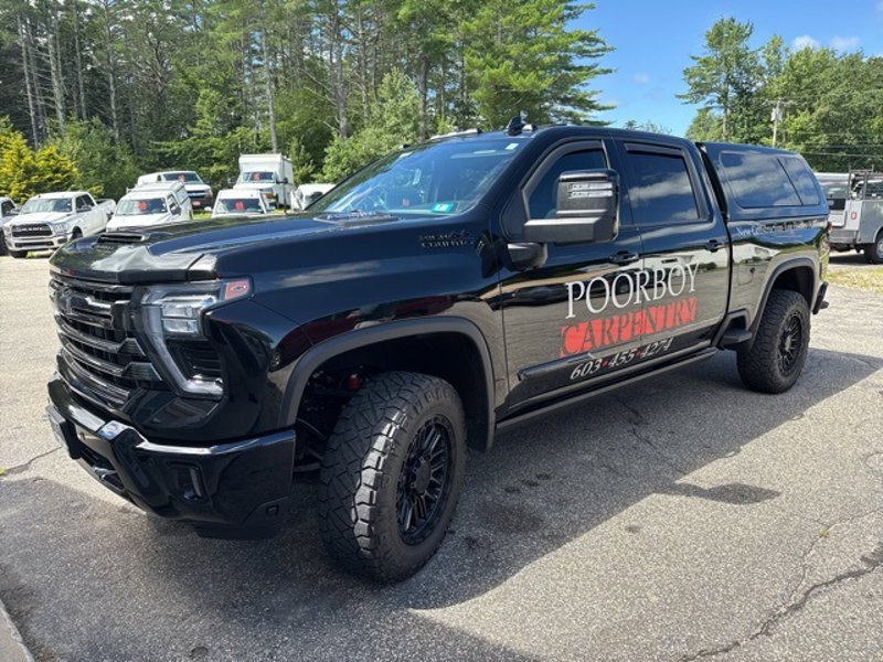 Used 2024 Chevrolet Silverado 2500 High Country w/ Midnight Edition image 1