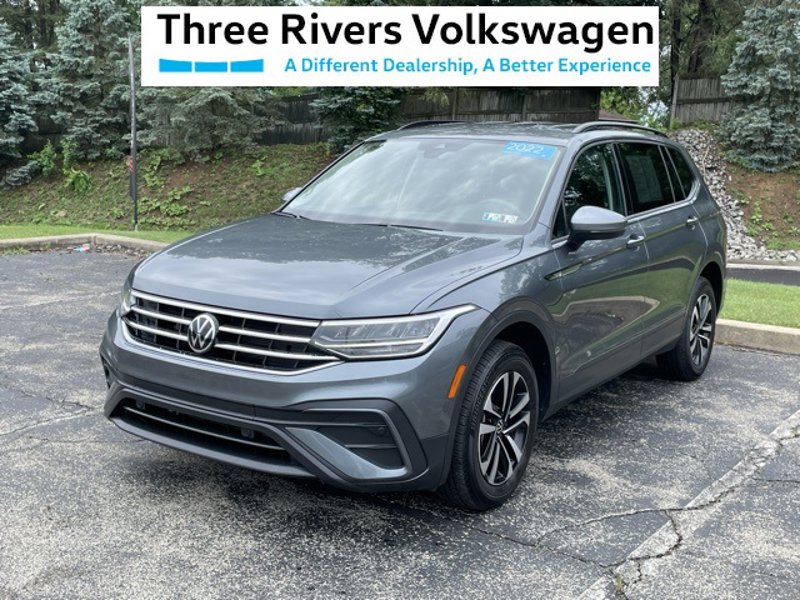 Certified 2022 Volkswagen Tiguan S image 1