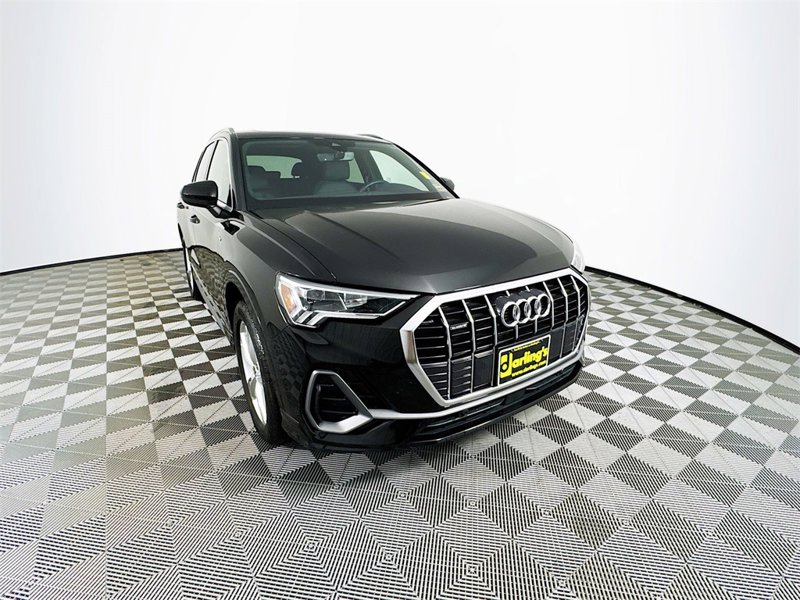 Certified 2024 Audi Q3 2.0T Premium w/ Convenience Package image 1