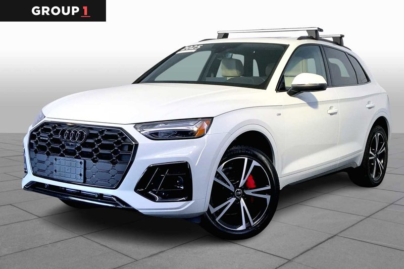 Certified 2025 Audi Q5 2.0T Premium Plus w/ Premium Plus Package image 1
