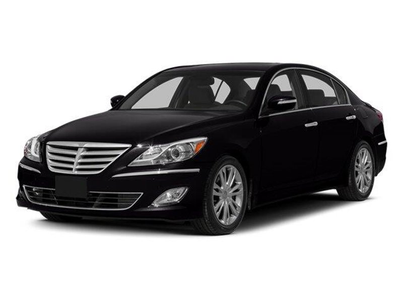 Used 2014 Hyundai Genesis 3.8 image 1