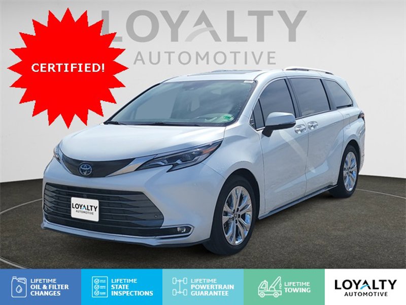 Certified 2023 Toyota Sienna Platinum image 1