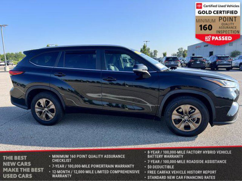 Certified 2023 Toyota Highlander Bronze Edition image 1