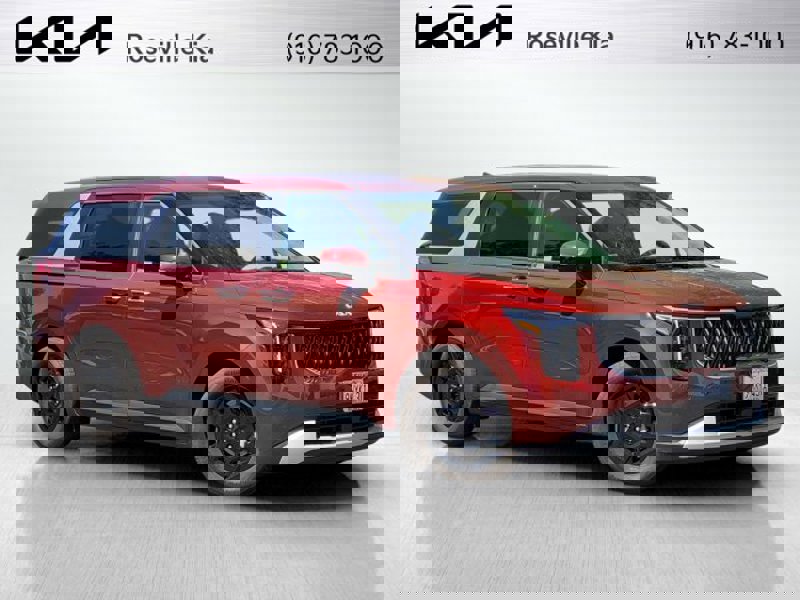 Certified 2025 Kia Carnival image 1