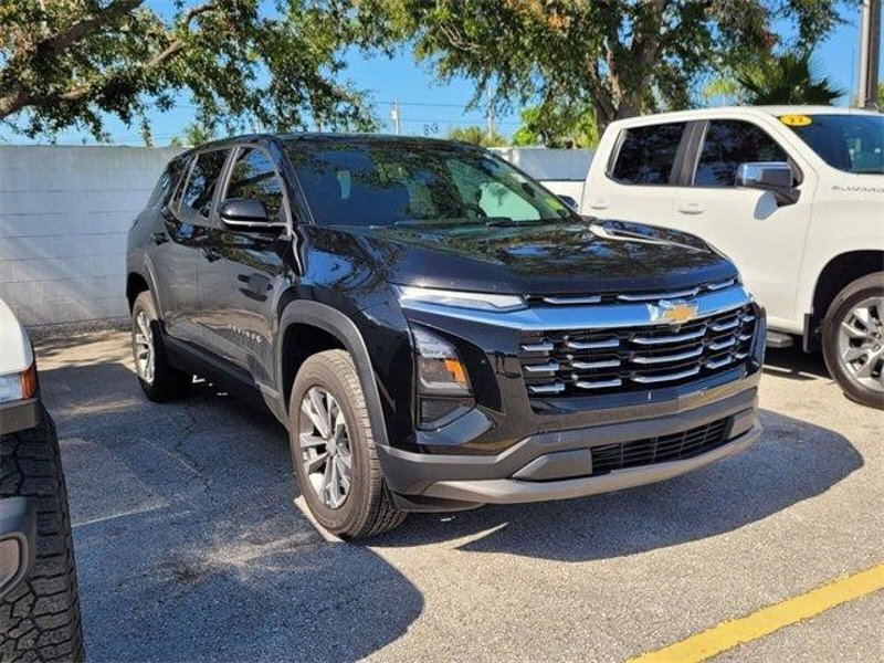 Certified 2025 Chevrolet Equinox LT image 1