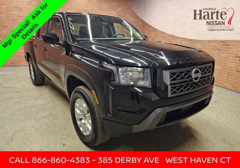Certified 2023 Nissan Frontier SV image 1