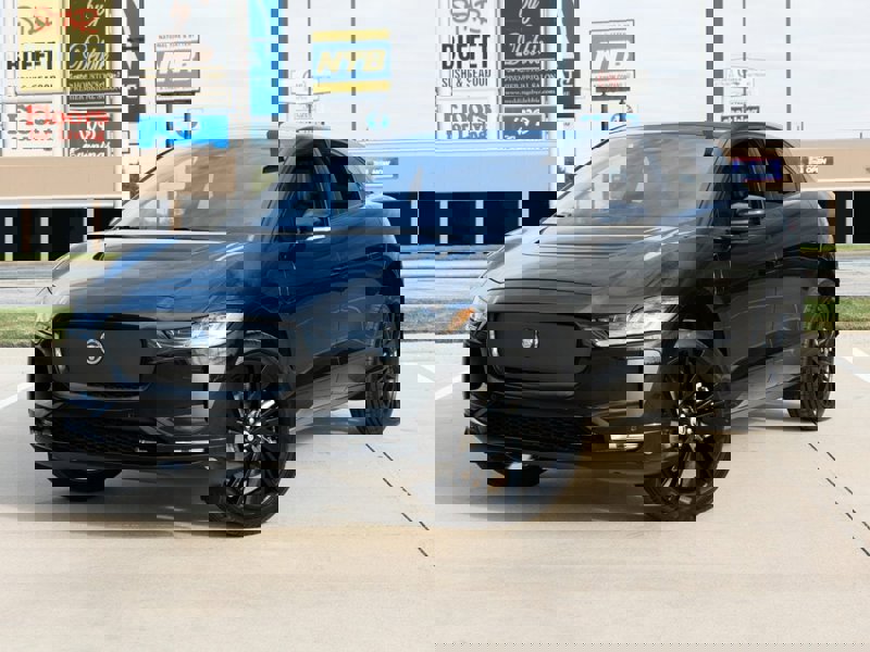 New 2024 Jaguar I-PACE R-Dynamic HSE image 1