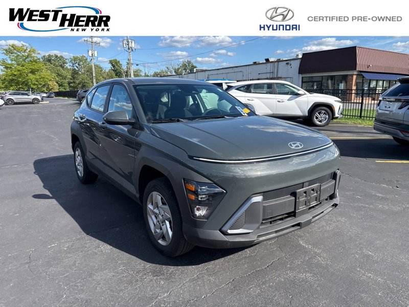 Certified 2024 Hyundai Kona SE image 1