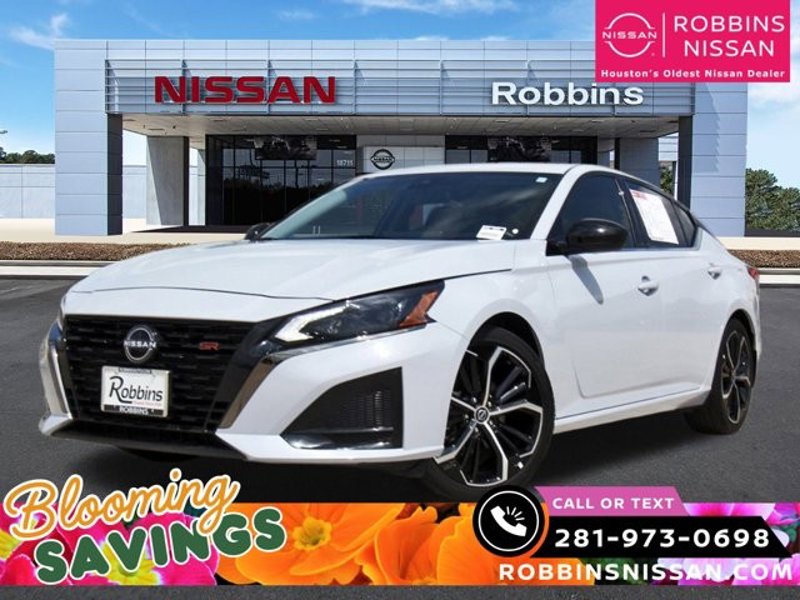 Certified 2024 Nissan Altima 2.5 SR w/ SR Premium Package image 1