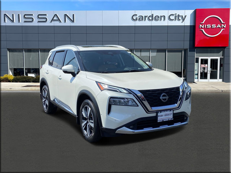 Certified 2022 Nissan Rogue Platinum image 1