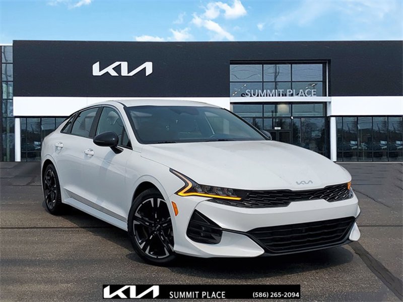 Certified 2022 Kia K5 GT-Line image 1