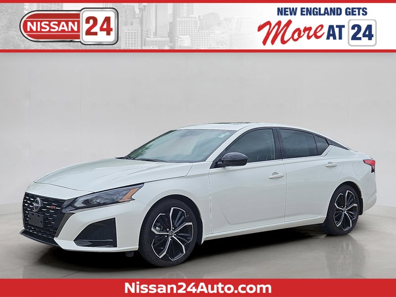 Certified 2024 Nissan Altima 2.5 SR w/ SR Premium Package image 1