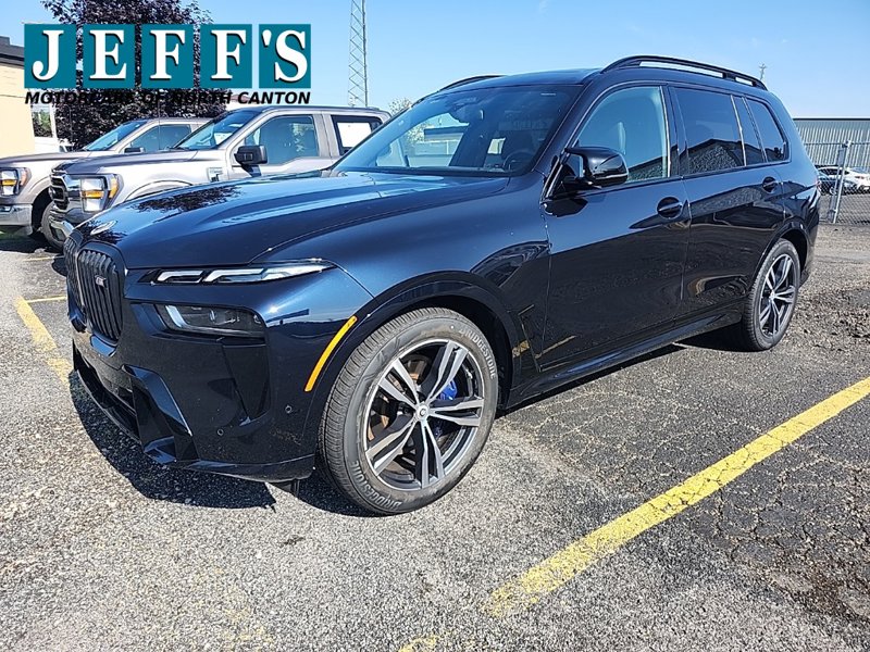 Used 2023 BMW X7 M60i image 1