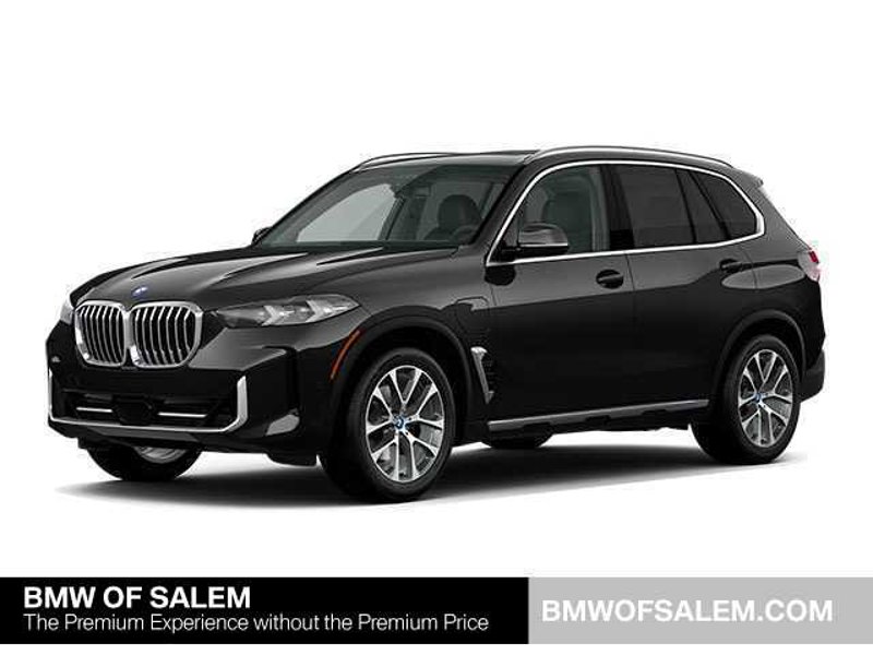 Used 2025 BMW X5 xDrive50e image 1